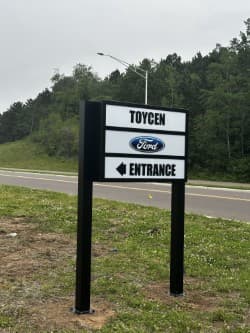 Structural Exterior Directionals